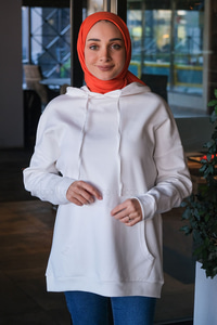 Uygun Fiyatlı ARKA BASKILI SWEAT TURUNCU | Loccomoda.com 