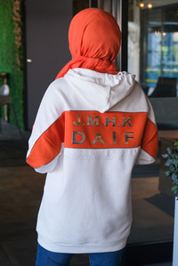 Uygun Fiyatlı ARKA BASKILI SWEAT TURUNCU | Loccomoda.com 