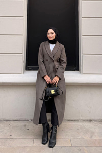 Arka Düğme Detaylı Kaşe Kaban Kahverengi