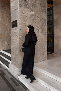 Arka Düğme Detaylı Kaşe Kaban Siyah