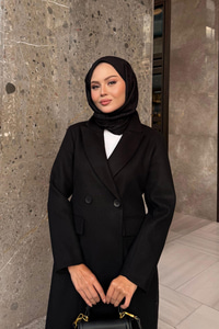 Arka Düğme Detaylı Kaşe Kaban Siyah