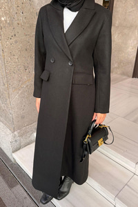 Arka Düğme Detaylı Kaşe Kaban Siyah