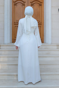 Arkadan Bağlamalı Abiye Beyaz