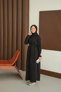 Arma Detay Elbise Siyah