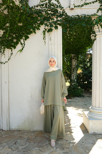 Arma Detay İkili Takım Ada Çayı