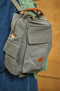 Arma Detay Sırt Çanta Gri