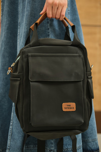 Arma Detay Sırt Çanta Siyah