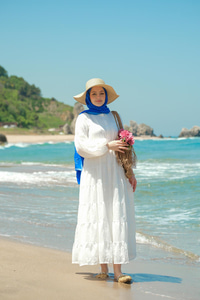 Astarlı Tül Elbise Beyaz