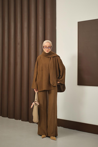 Atkı Detay İkili Takım Kahverengi