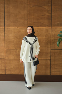 Atkı Detay Takım Ekru