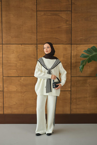 Atkı Detay Takım Ekru