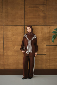 Atkı Detay Takım Kahverengi