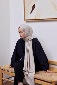 Aura Desen Jakar Şal Açık Vizon