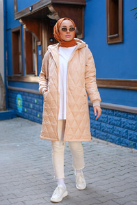 Baklava Desenli Kapişonlu Mont Krem