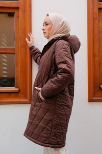 Baklava Desenli Kapüşonlu Mont Kahverengi