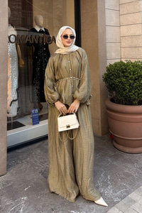 Balon Kol İnci Düğmeli Aksesuarlı Pantolonlu Takım Yağ Yeşil