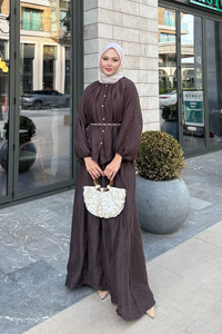 Balon Kol İnci Düğmeli Aksesuarlı Pantolonlu Takım Kahverengi