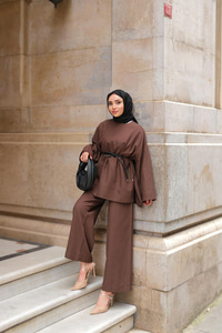 Basıc Keten Takım Kahverengi