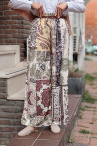 Baskılı Saten Pantolon Kahverengi