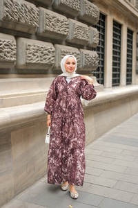 Batik Desen Elbise Kahverengi