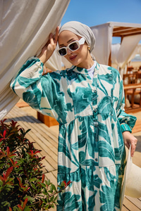 Batik Yaprak Desenli Elbise Yeşil