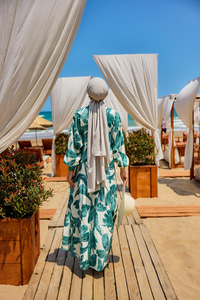 Batik Yaprak Desenli Elbise Yeşil