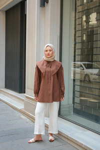 Bebe Yaka Bel Bağlamalı Gömlek Kahverengi