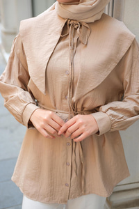 Bebe Yaka Bel Bağlamalı Gömlek Vizon