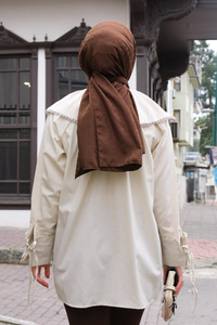 Bebe Yaka Bocuk Detay Gömlek Krem