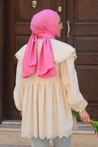 Bebe Yaka Dantel Detay Gömlek Krem