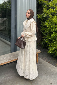 Bebe Yaka Dantel Detay Takım Krem