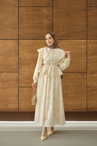 Bebe Yaka Dantel Detay Takım Krem