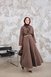 Bebe Yaka Ekose Desen Etekli Takım Kahverengi