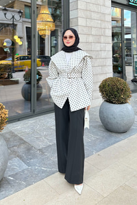 Bebe Yaka Puantiyeli Kemerli Ceket Beyaz