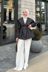 Bebe Yaka Puantiyeli Kemerli Ceket Siyah