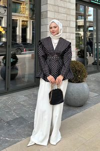 Bebe Yaka Puantiyeli Kemerli Ceket Siyah