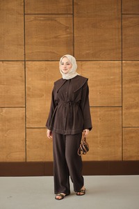 Bebe Yaka Süs Dikiş Detay Takım Kahverengi