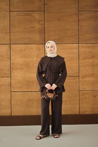 Bebe Yaka Süs Dikiş Detay Takım Kahverengi