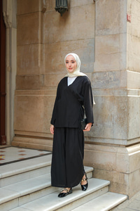 Bel Bağlama Detay İkili Takım Siyah