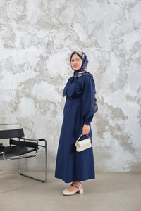 Bel Bağlamalı Elbise Lacivert