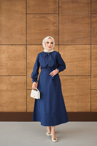 Bel Bağlamalı Elbise Lacivert