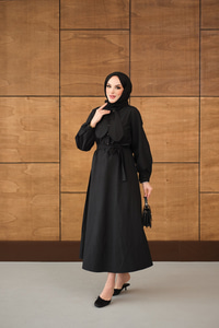 Bel Bağlamalı Elbise Siyah