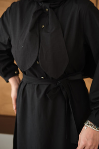 Bel Bağlamalı Elbise Siyah