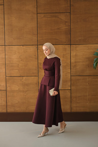 Bel Bağlamalı Etekli Takım Bordo