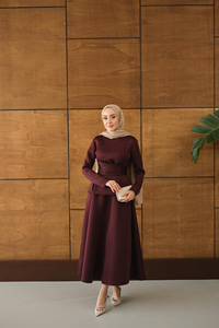 Bel Bağlamalı Etekli Takım Bordo