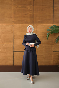 Bel Bağlamalı Etekli Takım Lacivert