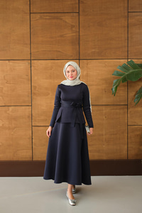 Bel Bağlamalı Etekli Takım Lacivert