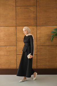 Bel Bağlamalı Etekli Takım Siyah