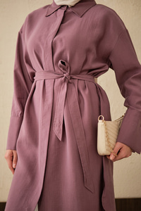 Bel Bağlamalı Gizli Düğmeli Uzun Gömlek Mürdüm