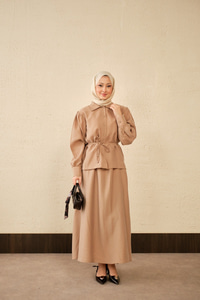 Bel Bağlamalı Gömlek Takım Vizon